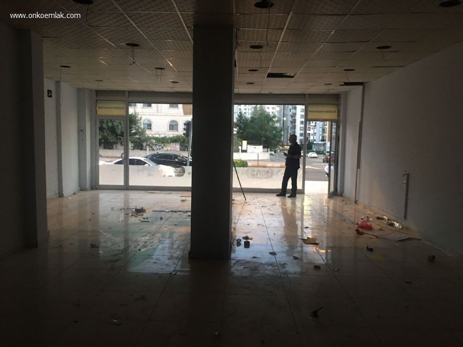 Diyarbakır Kayapınar Kiralık130m2 Dükkan